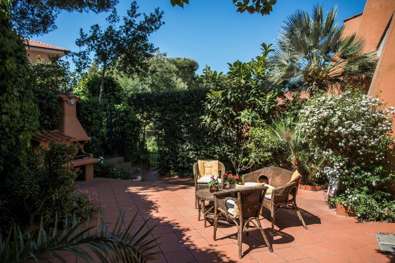 Appartamenti La Casina Porto Azzurro Exterior foto